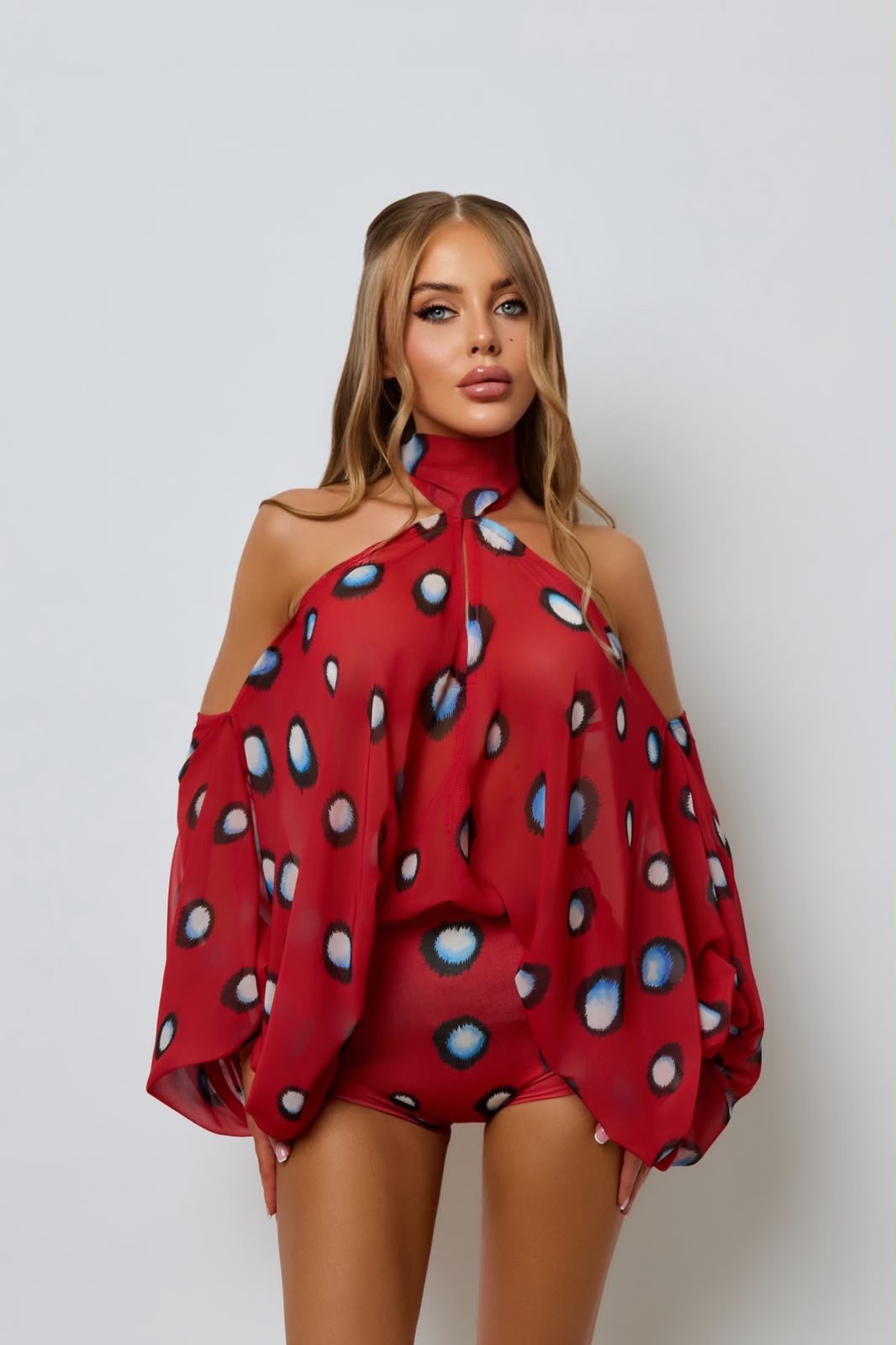 Pre order Farah set- Red Delivery 14th August