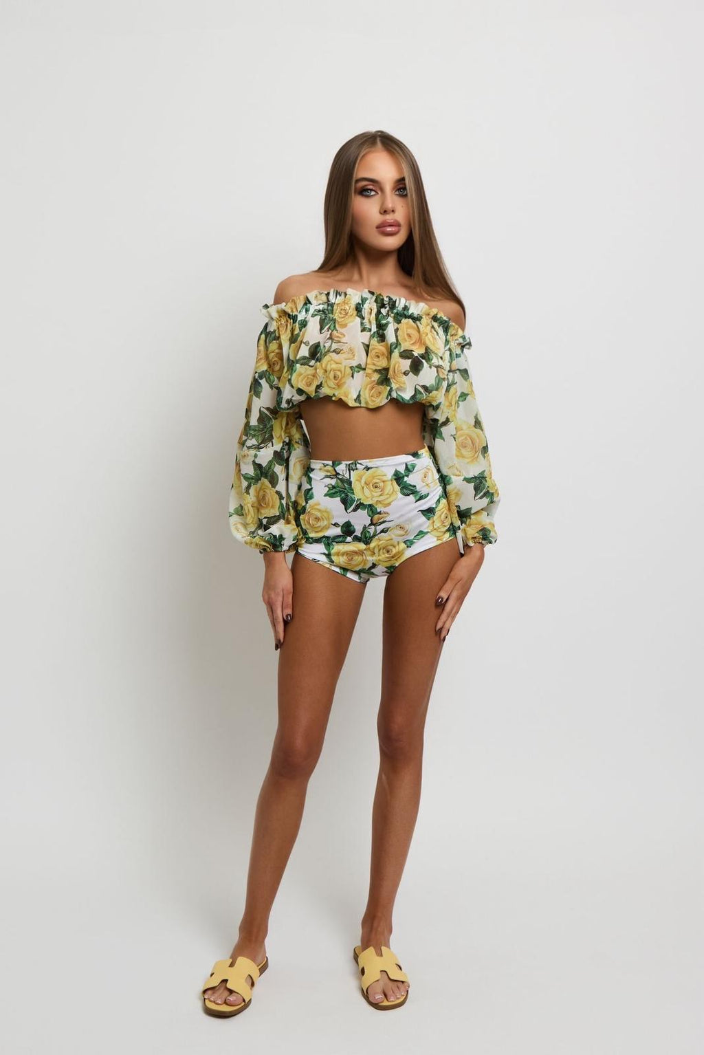 Pre order Dolce set delivery 8th June