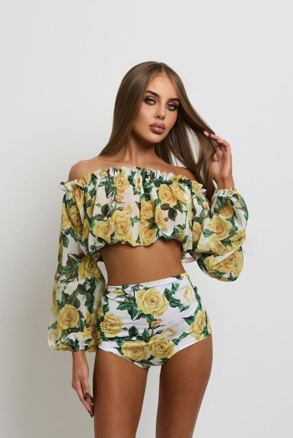 Pre order Dolce set delivery 8th June